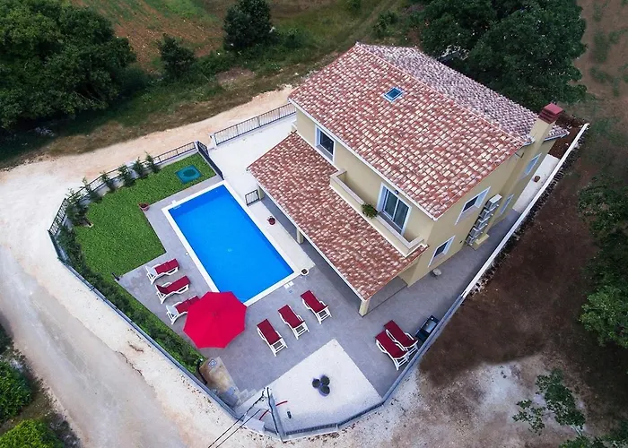 Boscari Villa *